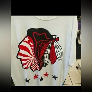 Chicago blackhawks tee Size large